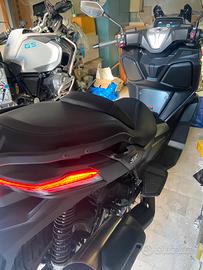 Voge sr4 Sfida Come nuovo solo 4.000 km