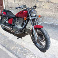 Moto custom suzuki savage 650