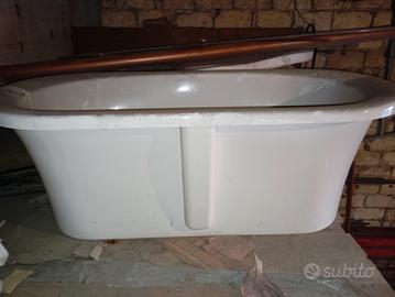 vasca centro stanza 