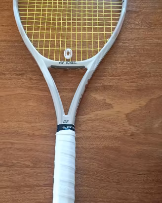 Yonex Vcore 100