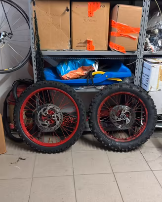 Coppia Ruote Enduro 21" / 18" (Cerchi + Gomme)