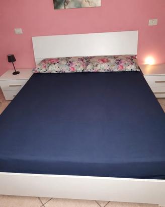 Camera da letto completa 
