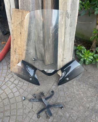 Parabrezza GIVI 308A per Keeway Logik (Adattabile