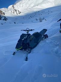 Moroslitta Artic Cat Alpha one