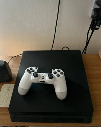PlayStation 4 slim 500gb