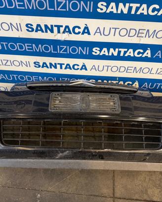 paraurti anteriore citroen c2 anno 2005
