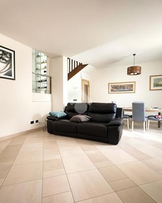 VILLA A SCHIERA A MOGLIANO VENETO