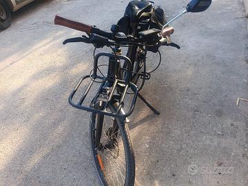 Bicicletta elettrica - XP Bikes modello - VOG City
