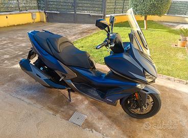 Kymco 400i