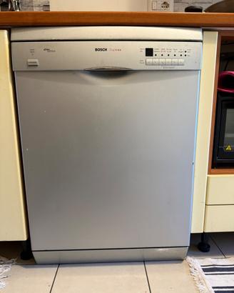 Lavastoviglie libera installazione