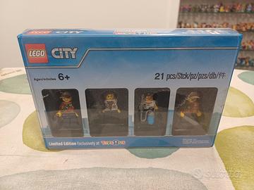 Set lego city  5004940