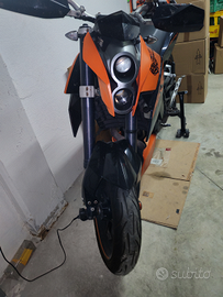 Ktm duke 690