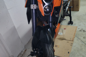 Ktm duke 690