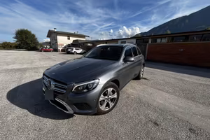 Mercedes 4 matic glc 09/18