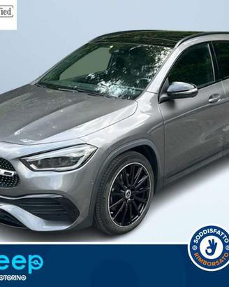 Mercedes-Benz GLA 200 D PREMIUM AUTO