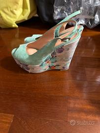 Scarpe con zeppa