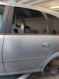 Porta posteriore sinistra OPEL MERIVA del 2006