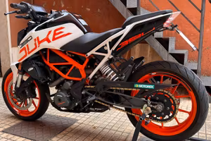 KTM Duke 390
