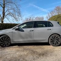 Volkswagen Golf 8 eTsi 1.5