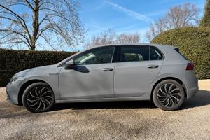 Volkswagen Golf 8 eTsi 1.5