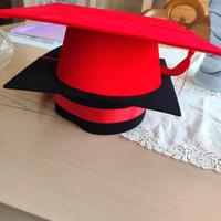 Due cappelli per laurea