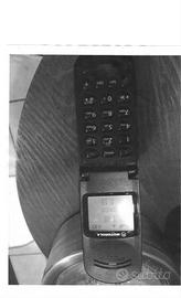 Cellulare vintage motorola v 3688 .