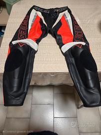 pantalone in pelle dainese taglia54