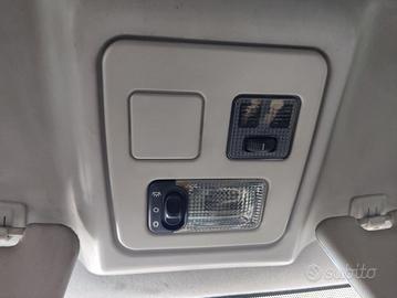 Plafoniera anteriore PEUGEOT RANCH del 2005