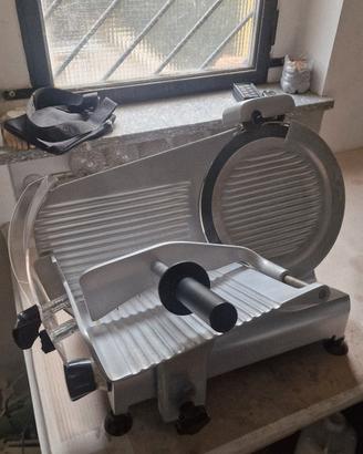 Affettatrice professionale 
