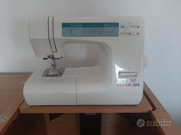 macchina da cucire NECCHI 304 a scomparsa