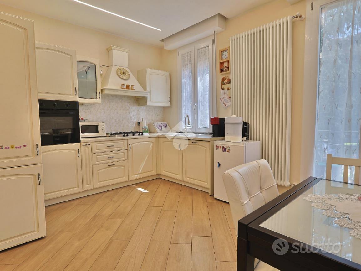 Appartamento – Reggio Emilia, Spirito Santo, Spirito Santo-Orologio - Vista 3