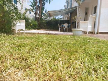 Villa in centro e a 2 minuti a piedi dal MARE