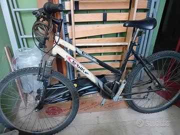 Bicicletta mezza misura mountain bike