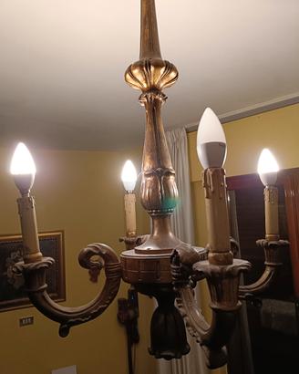 Lampadario antico in legno del 1900