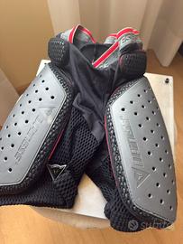 Pantaloncini protettivi Dainese come nuovi