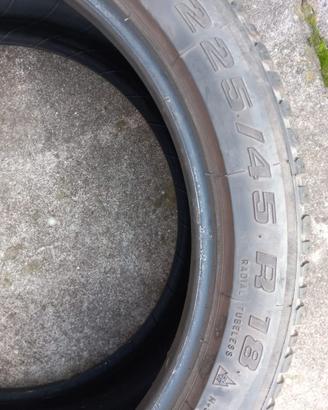 Gomme invernali 225-45-18 95V