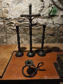 Crocifisso e candelabri secoloXIX