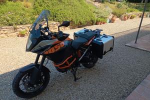 KTM 1050  ADV anno 2015