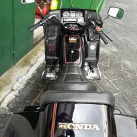 Honda GL 1200 Gold Wing - 1983