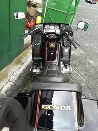 Honda GL 1200 Gold Wing - 1983