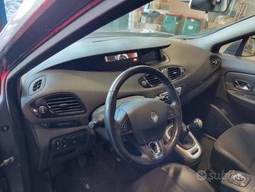 Cruscotto RENAULT SCENIC del 2013