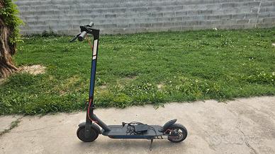 monopattino elettrico 