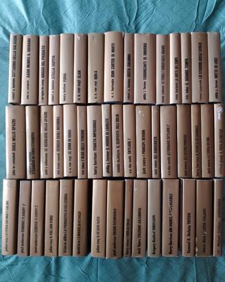 FANTASCIENZA COSMO ORO NORD 47 VOLUMI