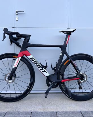 Giant Propel Advance Pro Disc Team Sunweb