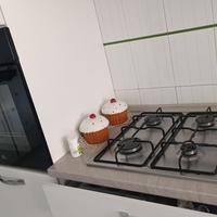 Cucina lineare bianca