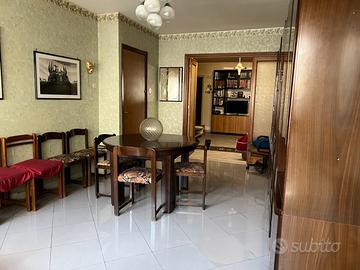 Indipendente con terrazzo 49-385