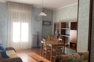 Camera a studenti universitari
