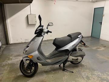 Scooter aprilia 150cc