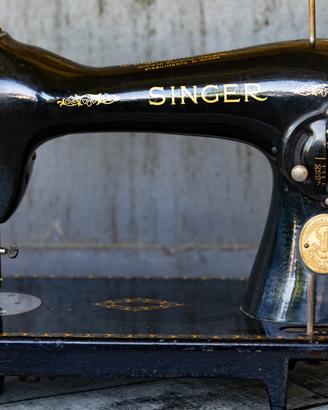 macchina da cucire d'epoca, marchio Singer
