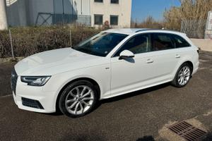 Audi A4 2.0 122CV S-Line